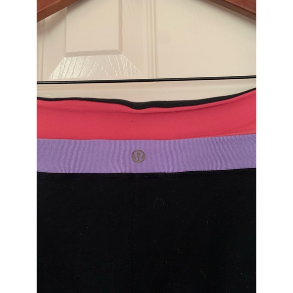 Lululemon mid-2000s Reversible Groove Short - Picture 3 of 3